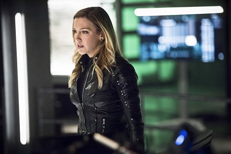 Katie Cassidy - Arrow - Beacon of Hope - Photos