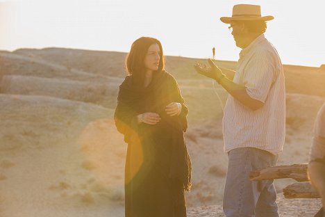 Ayelet Zurer, Rodrigo García - Last Days in the Desert - Van de set