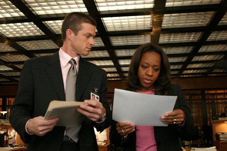 Eric Close, Marianne Jean-Baptiste - Without a Trace - Moving On - Van film
