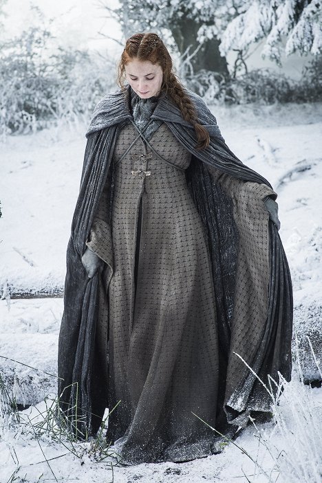 Sophie Turner - Game of Thrones - The Red Woman - Photos
