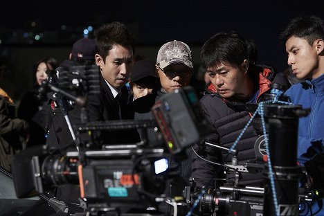 Lee Sun-kyun, Seong-hoon Kim - A Hard Day - Dreharbeiten