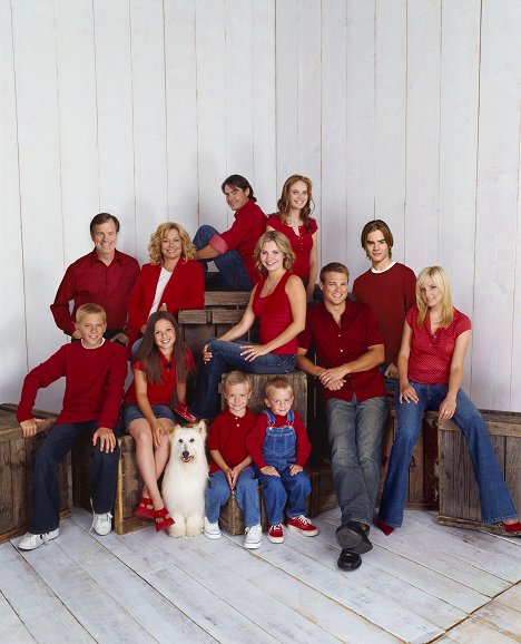 Scotty Leavenworth, Stephen Collins, Mackenzie Rosman, Catherine Hicks, Happy, Jeremy London, Beverley Mitchell, Rachel Blanchard, George Stults, David Gallagher, Ashlee Simpson - 7th Heaven - Promo