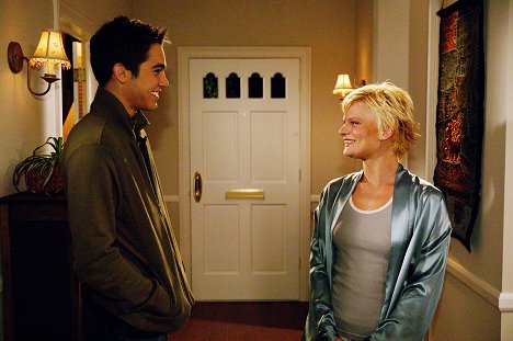 Tyler Hoechlin, Martha Plimpton - 7th Heaven - Regret to Inform - Photos