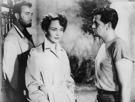 John Huston, Jennifer Jones, John Garfield - We Were Strangers - Filmfotos