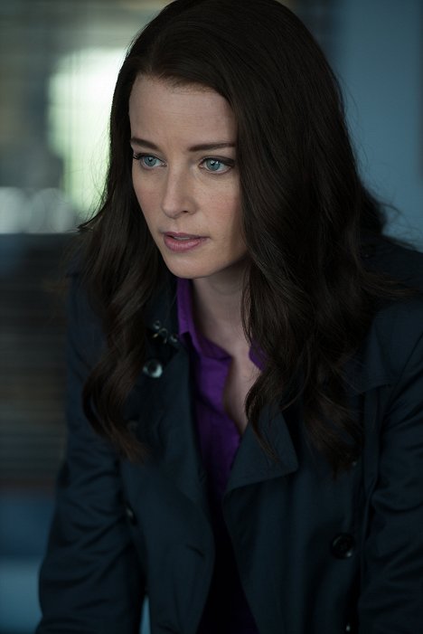 Rachel Nichols - Continuum - The Desperate Hours - De la película