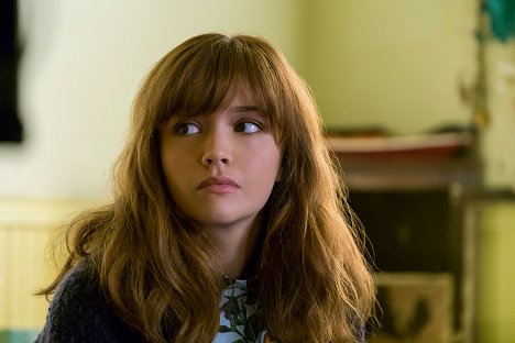 Olivia Cooke - Bates Motel - There's No Place Like Home - Photos