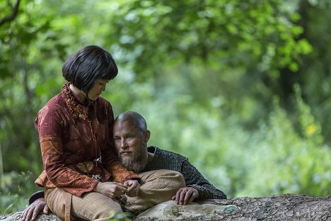 Dianne Doan, Travis Fimmel - Vikings - What Might Have Been - Photos