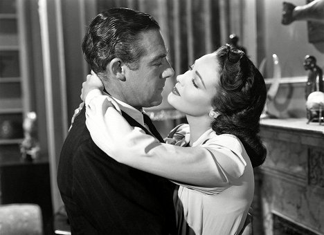 Paul Douglas, Linda Darnell - A Letter to Three Wives - Photos