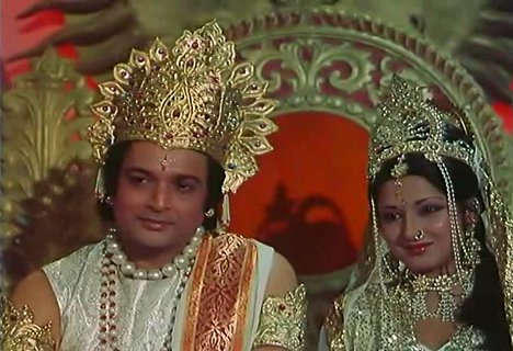 Biswajeet Chatterjee, Moushumi Chatterjee - Jai Bajrang Bali - De filmes