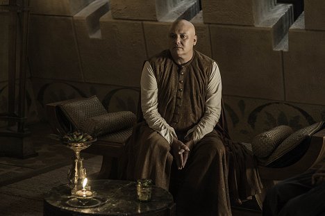 Conleth Hill - Game of Thrones - Home - Photos