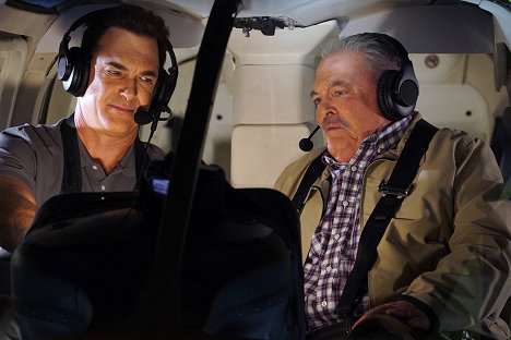 Patrick Warburton, Stacy Keach - Crowded - Given to Fly - Photos