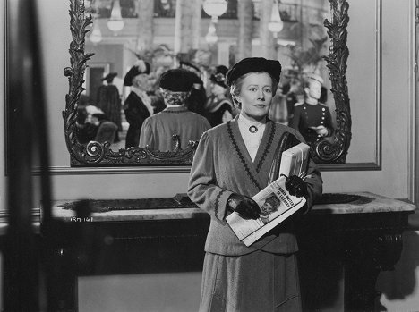 Irene Dunne - Geheimnis der Mutter - Filmfotos