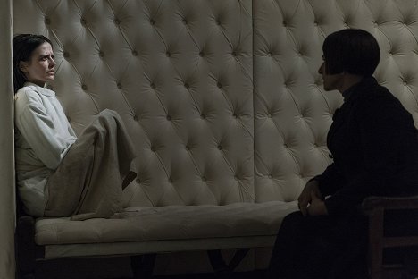 Eva Green, Patti LuPone - Penny Dreadful - Un brin d'herbe - Film