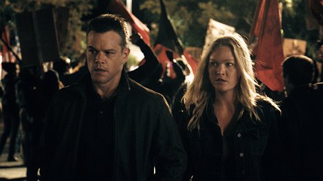 Matt Damon, Julia Stiles - Jason Bourne - Z filmu