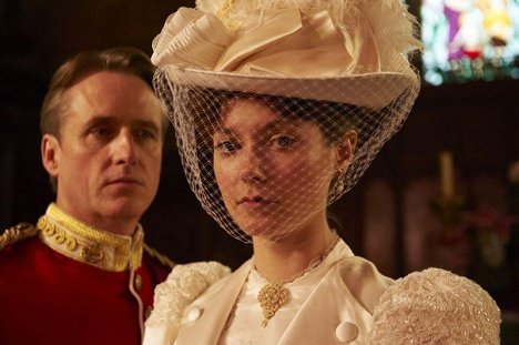 Linus Roache, Lydia Wilson - The Making of a Lady - Film