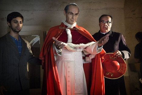 Fabrizio Gifuni, Mauro Marino - Paolo VI - Il Papa nella tempesta - Photos