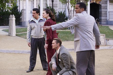 Dominic Cooper, Hayley Atwell, Chad Michael Murray, Reggie Austin - Agentka Carter - Hollywoodzkie zakończenie - Z filmu