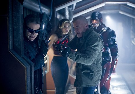 Wentworth Miller, Dominic Purcell - Legends of Tomorrow - River of Time - Photos