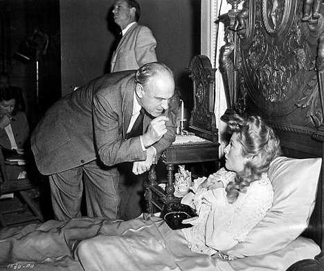 Sam Wood, Joan Fontaine - Ivy - Tournage