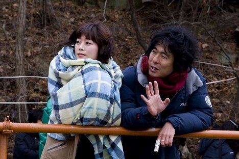 Hyo-jin Kim, Soo-hyeon Kim - Ashamed - Dreharbeiten