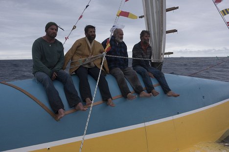 Dominic Purcell, Owen Black, Peter Feeney - A tengeren - Filmfotók
