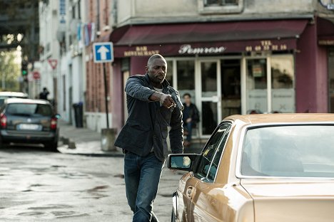 Idris Elba - Atentado en París - De la película