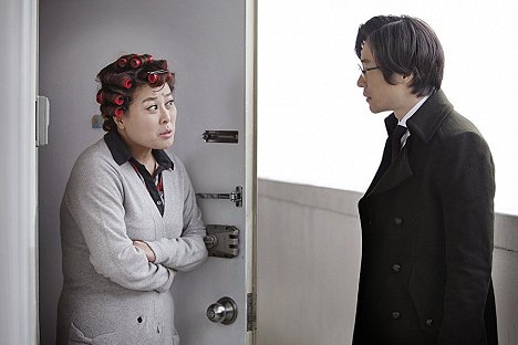 Seung-bum Ryoo - Soosanghan gogaekdeul - Kuvat elokuvasta