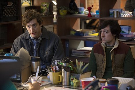 Thomas Middleditch, Josh Brener - Silicon Valley - The Empty Chair - Photos