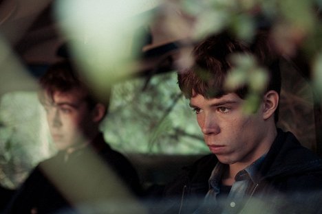 Alex Lawther, Phénix Brossard - Odjezd - Z filmu