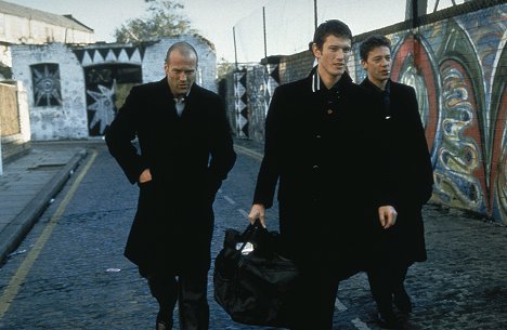 Jason Statham, Nick Moran, Dexter Fletcher - Lock, Stock and Two Smoking Barrels - Photos