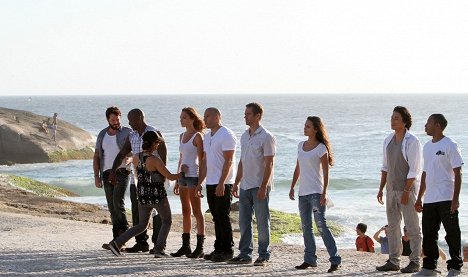 Matt Schulze, Tyrese Gibson, Gal Gadot, Vin Diesel, Paul Walker, Jordana Brewster, Sung Kang, Ludacris - Fast Five - Making of