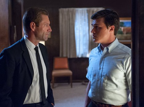 Aaron Eckhart, Finn Wittrock - My All-American - Z filmu