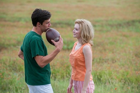 Finn Wittrock, Sarah Bolger - My All-American - Z filmu