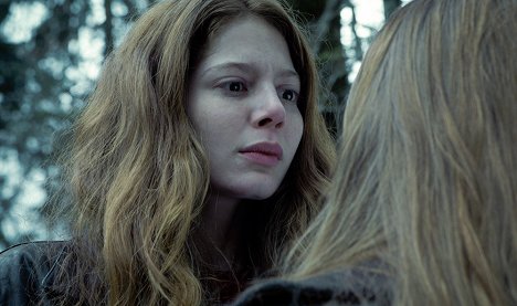 Jenna Thiam - Les Revenants - Les Revenants - Van film