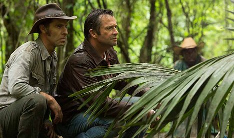 Neil Sandilands, James Purefoy - Hap and Leonard - The Bottoms - De la película