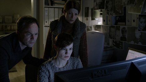 Jon Øigarden, Lena Kristin Ellingsen, Ingjerd Egeberg - Mammon, la révélation - La Spirale - Film