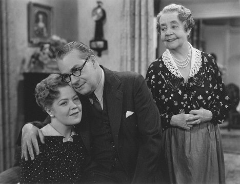 Spring Byington, Jed Prouty, Florence Roberts