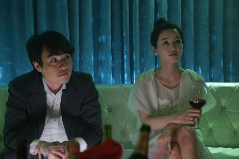 Seung-wan Ryoo, Gyoo-ri Nam - Topseuta - De la película