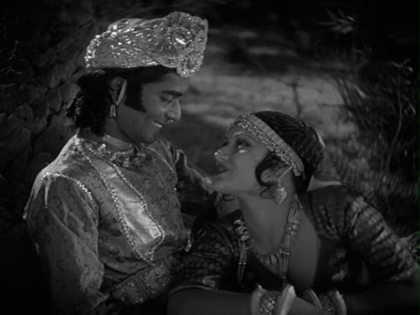 Charu Roy, Seeta Devi - Prapancha Pash - Van film