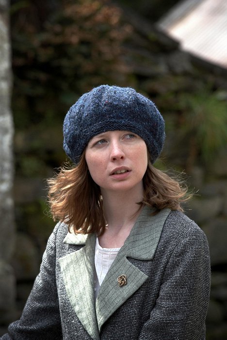 Orla Fitzgerald - The Wind That Shakes the Barley - Photos