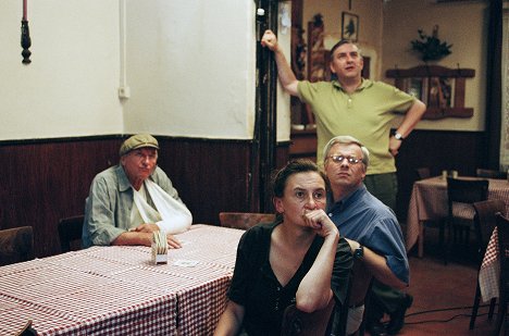 Vlastimil Bedrna, Eva Holubová, Bohumil Klepl, Miroslav Donutil - Bakaláři 1997 - Dobrá zpráva - Filmfotos