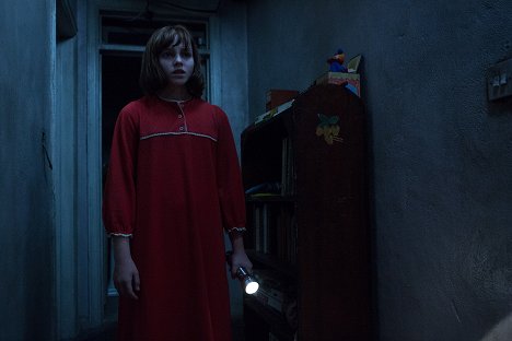Madison Wolfe - The Conjuring 2 - Filmfotos