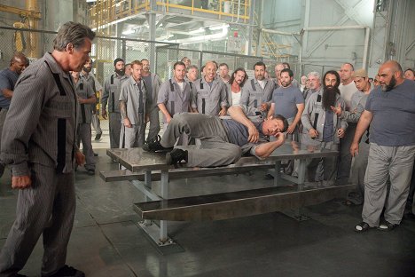 Arnold Schwarzenegger, Sylvester Stallone - Útek z väzenia - Z filmu