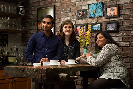 Aziz Ansari, Noël Wells, Fatima Ansari