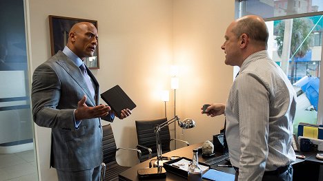 Dwayne Johnson, Rob Corddry - Ballers - Raise Up - Do filme