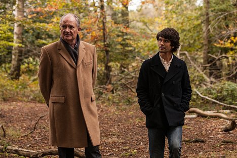 Jim Broadbent, Ben Whishaw - London Spy - Filmfotók