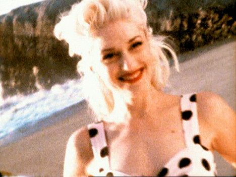Gwen Stefani - No Doubt - Running - Z filmu
