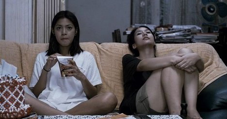 Apinya Sakuljaroensuk, Akamsiri Suwannasuk - Padang Besar - Filmfotos