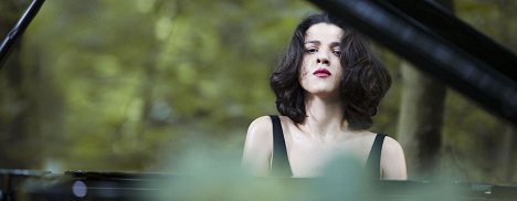 Khatia Buniatishvili - Khatia Buniatishvili: I skogens dunkel - Kuvat elokuvasta
