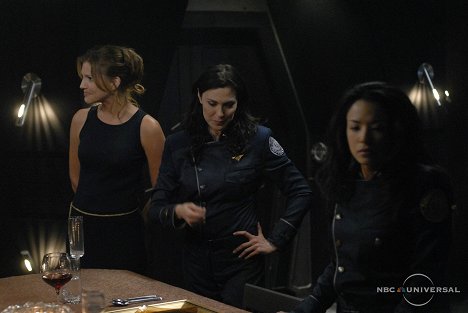 Tricia Helfer, Michelle Forbes, Stephanie Jacobsen - Battlestar Galactica: Razor - Do filme